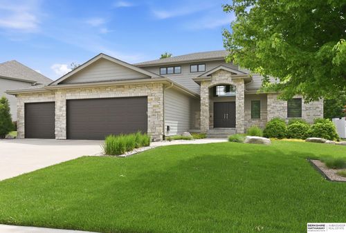 1901 S 220th Ave, Elkhorn, NE, 68022-2530 | Card Image