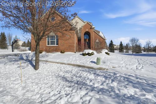 1030 Woodside Ct, Oxford, MI, 48371-6714 | Card Image