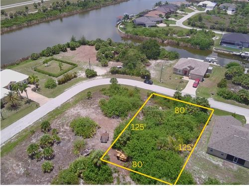 10484 Harlingen St, Port Charlotte, FL, 33981-4540 | Card Image
