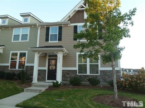 2425 Historic Cir, Morrisville, NC, 27560-8157 | Card Image