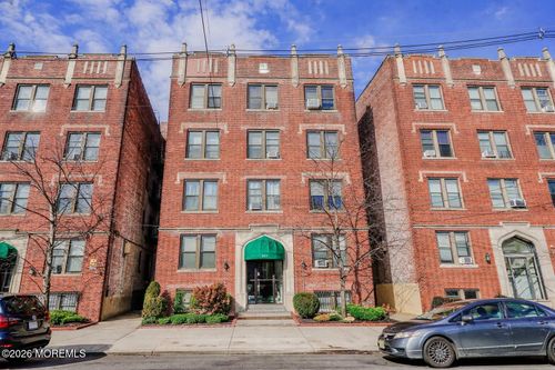 apt-1b-803 Avenue A, Bayonne, NJ, 07002-1962 | Card Image