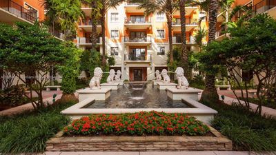 301 - 100 Andalusia, Condo with 2 bedrooms, 2 bathrooms and null parking in Coral Gables FL | Image 2