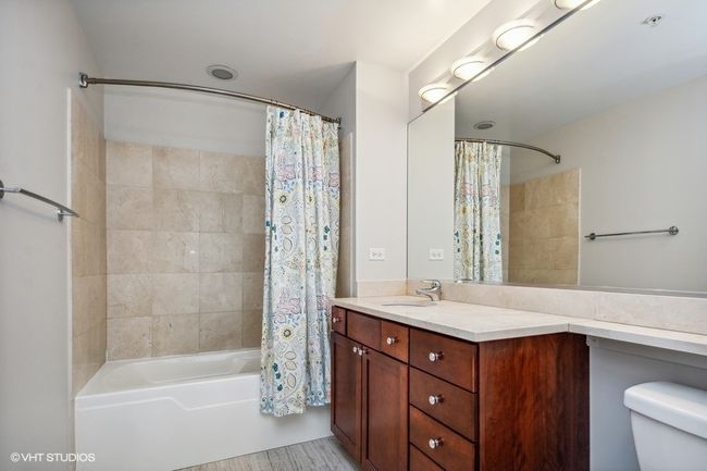 APT-706 - 200 N Jefferson St, Home with 1 bedrooms, 2 bathrooms and 1 parking in Chicago IL | Image 8