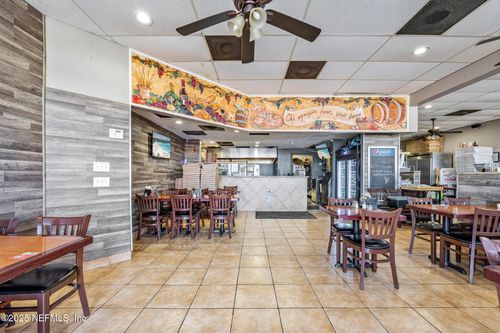325 E Merritt Island Cswy, Merritt Island, FL, 32952-3649 | Card Image