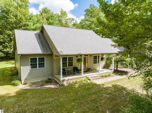 1309 Adam Dr, West Branch, MI, 48661 | Card Image