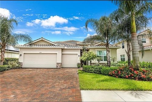 2179 Vermont Ln, NAPLES, FL, 34120-4563 | Card Image