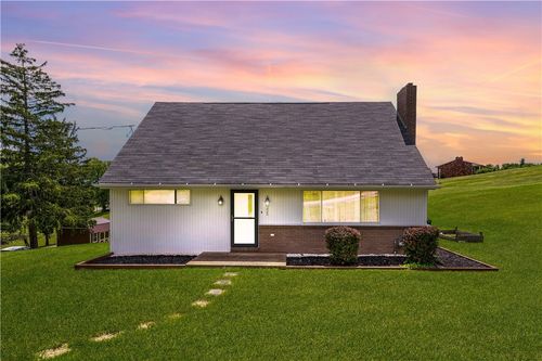 225 Larson Blvd, Rostraver Township, PA, 15012-4727 | Card Image