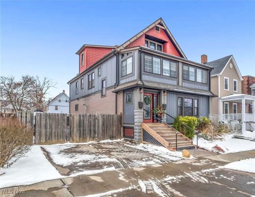 2058 W 98th St, Cleveland, OH, 44102-3602 | Card Image