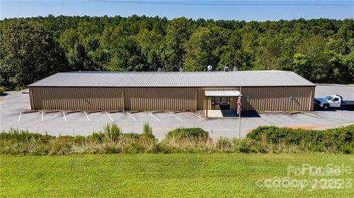 1803 Claude Rd, Conover, NC, 28613-7701 | Card Image