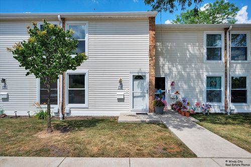 1718 Ardwick Dr, Hoffman Estates, IL, 60169-6703 | Card Image