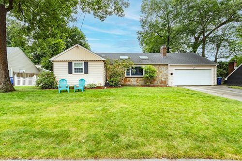 57 Plymouth Ave, Braintree, MA, 02184 | Card Image