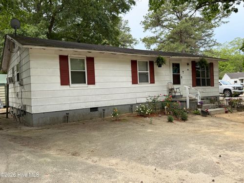 313 Tucker St, Enfield, NC, 27823-1541 | Card Image