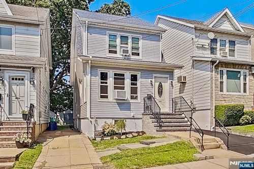 102 Ilford Ave, North Arlington, NJ, 07031-5916 | Card Image