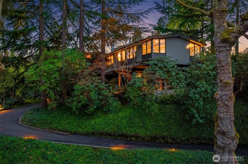 3717 E Prospect St, Seattle, WA, 98112-4441 | Card Image