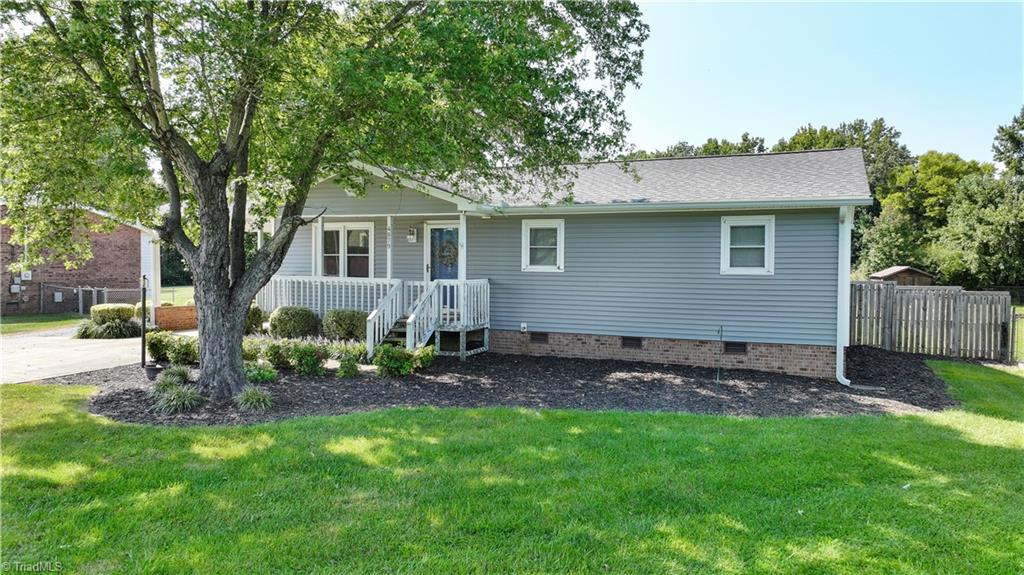Pliney Farlow Rd, Trinity, NC 27370