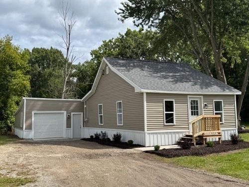 206 Turner Avenue, Oconto, WI, 54153 | Card Image