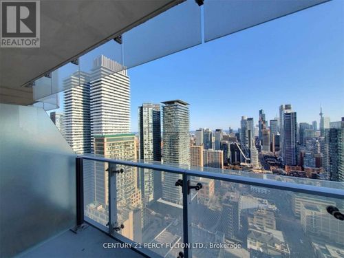 3206-1 Bloor St W, Toronto, ON, M4W1A3 | Card Image