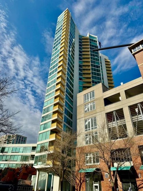 apt-2670-1720 Maple Ave, Evanston, IL, 60201-7011 | Card Image