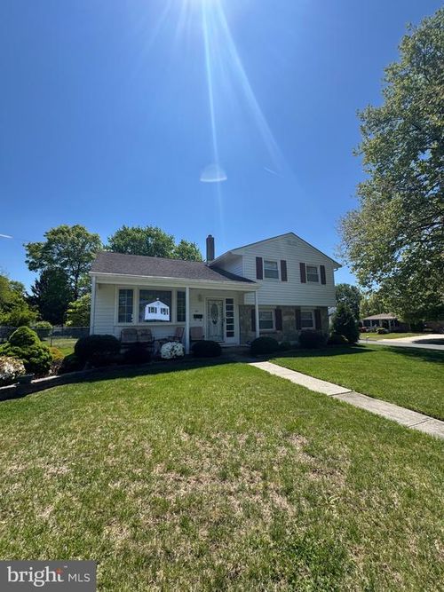 36 Latimer Way, BURLINGTON, NJ, 08016-2961 | Card Image