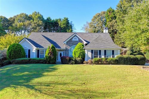 260 Ruby Forest Pkwy, Suwanee, GA, 30024-2387 | Card Image