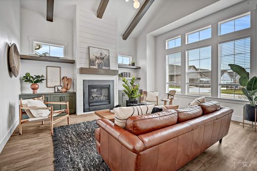 11844 N 21st Ave, Boise, ID, 83714-2286 | Card Image