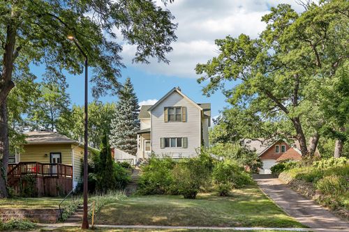 1145 Burns Ave, Saint Paul, MN, 55106-6710 | Card Image