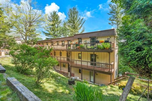 112-103 Mid Holiday Ln, Beech Mountain, NC, 28604-6970 | Card Image