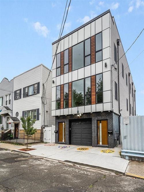 1-125 Collard St, JC, Heights, NJ, 07307 | Card Image