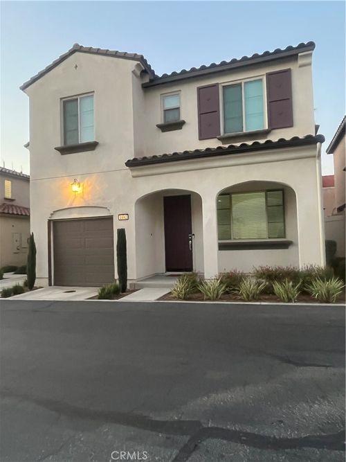 1442 E Laurelwood Dr, San Bernardino, CA, 92408-3676 | Card Image