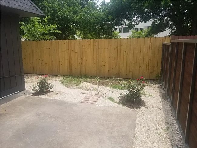 APT-115 - 6509 Berkman Dr, Condo with 2 bedrooms, 1 bathrooms and 2 parking in Austin TX | Image 12