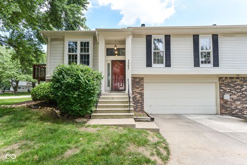 7547 Prairie Lake Dr, Indianapolis, IN, 46256-1959 | Card Image