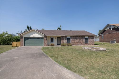 2723 W Ash Street, Rogers, AR, 72758 | Card Image