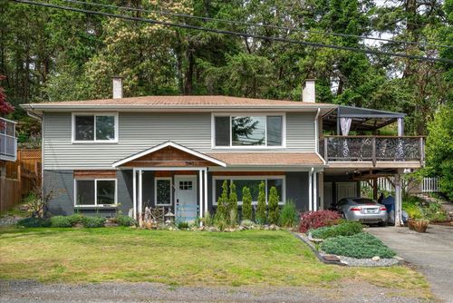 3240 Crystal Pl, Nanaimo, BC, V9T2S1 | Card Image