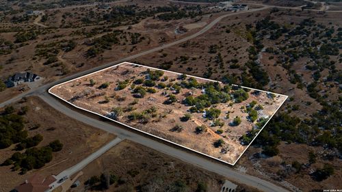 44 Falling Oak Trl, Blanco, TX, 78606 | Card Image