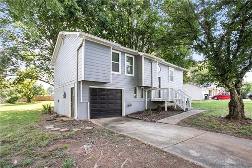 36 Willow Dr, Dallas, GA, 30157-6637 | Card Image
