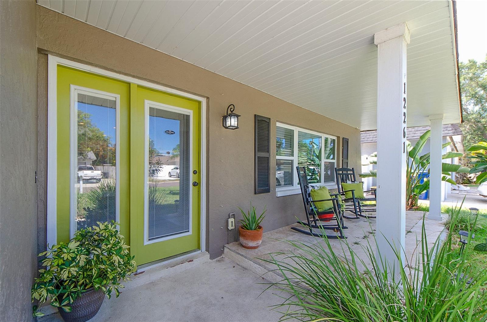 Eldon Dr, Largo, FL 33774