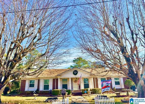 1213 Vine St, ANNISTON, AL, 36207-4015 | Card Image