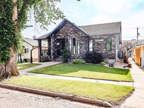 5010 53 Street, Stettler, AB, T0C2L2 | Card Image