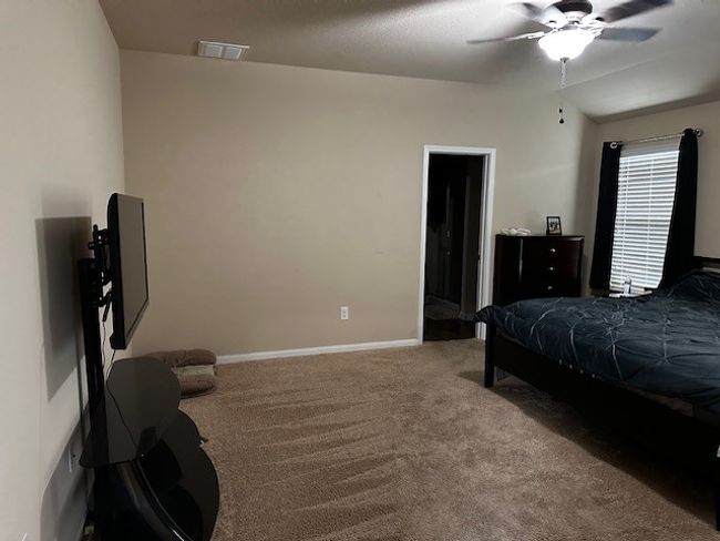 160 Voss, House other with 4 bedrooms, 2 bathrooms and 4 parking in Kyle TX | Image 5