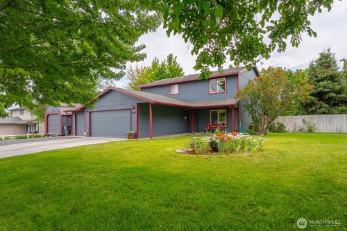 7649 Mcdougal Ave Ne, Moses Lake, WA, 98837-9207 | Card Image