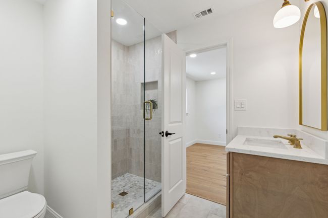 140 Cedarcrest Ln, House other with 4 bedrooms, 3 bathrooms and null parking in Double Oak TX | Image 18