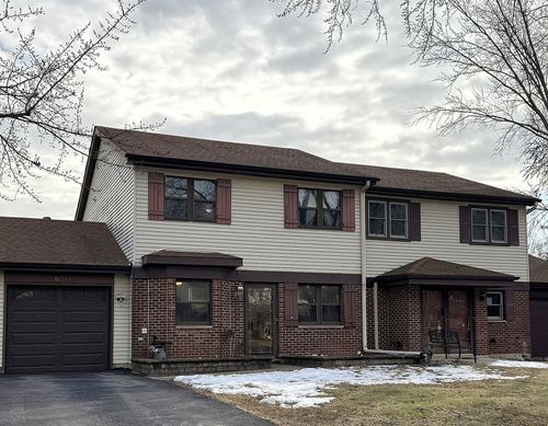 23W447 Greenbriar Dr, Naperville, IL, 60540-9599 | Card Image