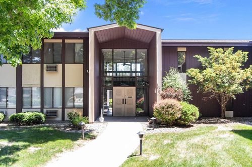210-1699 Alcan Drive, MENASHA, WI, 54952 | Card Image