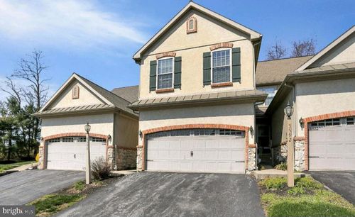 5590 Twilight Dr, Harrisburg, PA, 17111-3739 | Card Image