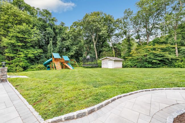 86 Walnut Tree Hill Rd, House other with 4 bedrooms, 4 bathrooms and null parking in Shelton CT | Image 11