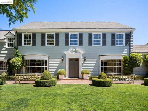120 Hazel Ln, Piedmont, CA, 94611-4033 | Card Image