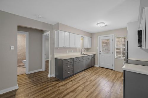 a-6918 Irvington Boulevard, Houston, TX, 77022 | Card Image