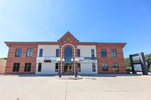 d-507 N Nokomis St, Alexandria, MN, 56308-2353 | Card Image