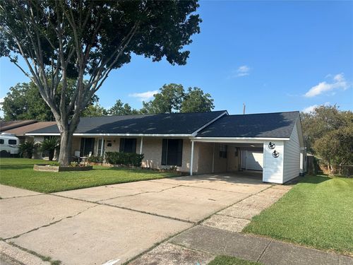 910 Luella Ave, Deer Park, TX, 77536-2815 | Card Image