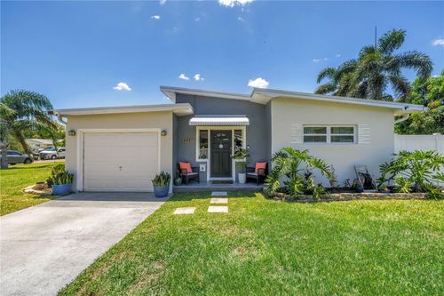 5401 7th Ave N, ST PETERSBURG, FL, 33710-6505 | Card Image